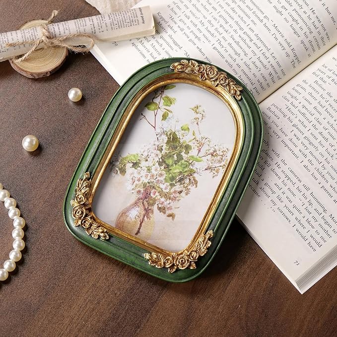 Cuspin Vintage 4x6 Picture Frame, Green and Gold Arch Frames, Ornate Floral Resin Photo Frame with Glass Front for Tabletop or Wall Display, Antique Decorative Frame for Home Decor or Gift
