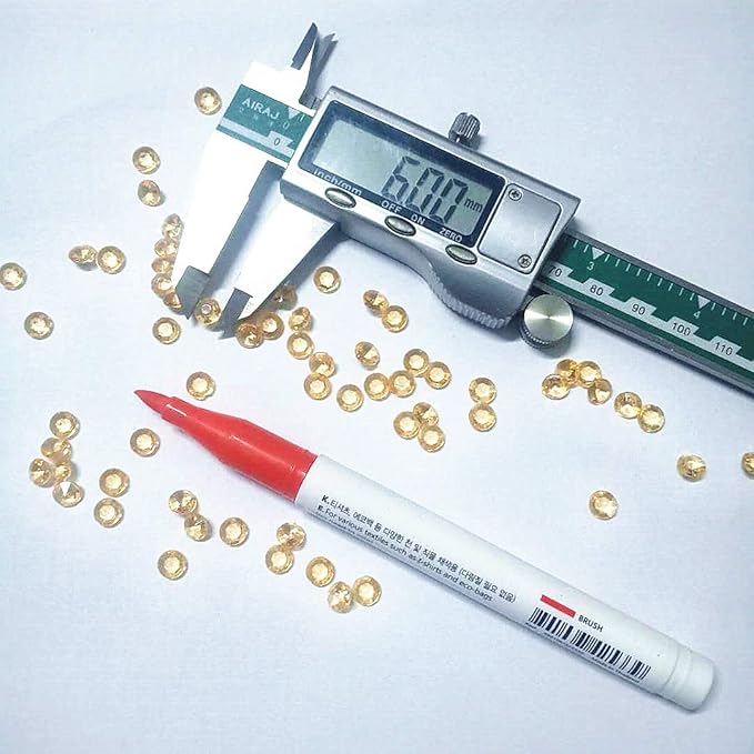 5000 pcs/Pack Wedding Table Scatter Confetti Crystals Acrylic Diamonds 6mm 0.236inch Rhinestones for Wedding, Bridal Shower, Vase Beads Decorations (6mm, Champagne,More Gold in Hue)