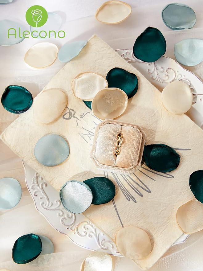 Alecono 𝟲𝟬𝟬𝙋𝙘𝙨 Silk Rose Petals, Green Fake Rose Petals for Wedding, Artificial Flower Petals Decorations for Bath Party Dinner Table Decor