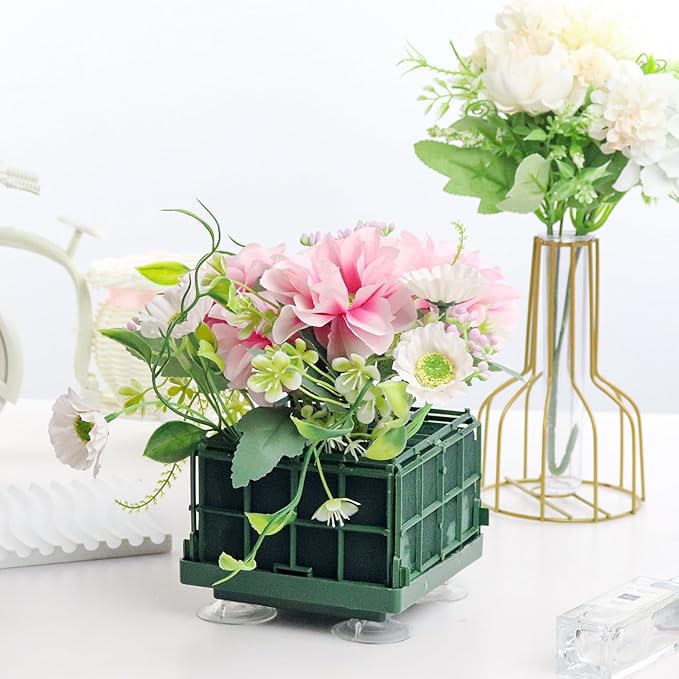 Krijues 2 Pcs Floral Foam Cage for Flowers for Christmas DIY Crafts, Square Flower Holder with Floral Foam for Fresh Flower Arrangement Decoration, Wedding, Interior and Garden 4.1 x 4.1 x 3.1 Inch
