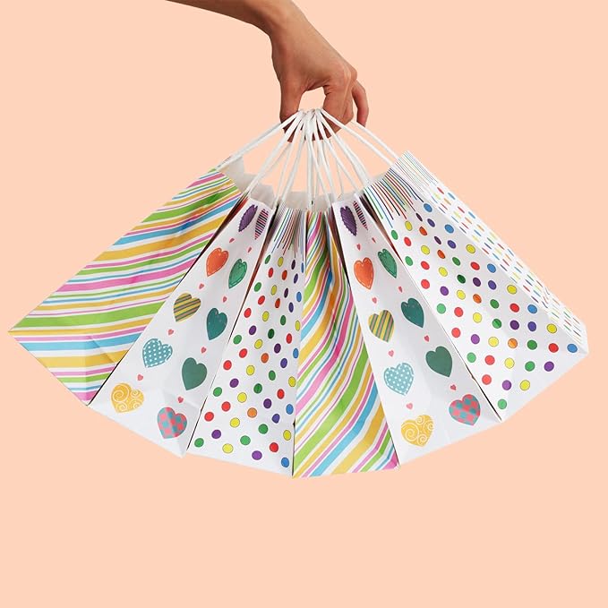 Bekoetoz 40 PCS White Kraft Paper Bags With Handles 8.3 * 5.9 * 3.1 Inch Bulk Gift Bags For Birthdays,Weddings,Baby Showers,Party Favor,Goodie Bags(Small,Dots)
