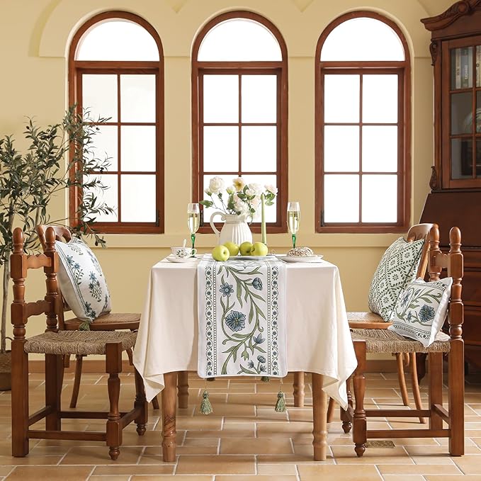 ISAENNE Designer Elegant Linen Table Runner 71 Inches Long,Vintage Blue Floral Pattern Decor Table Runners for Dining Tables,Kitchen Tables,Thanksgiving,Christmas,Banquet,12"*71"-Mosella E