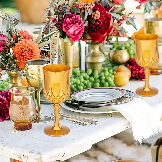 JLYLOL Plastic Vintage Wine Glasses 7OZ Plastic Goblets Vintage Drinking Glasses 48PCS Retro Wedding Glassware Water Goblets Reusable Drinking Cups for Party,Reception,Celebration,Bar,Whiskey(Amber)