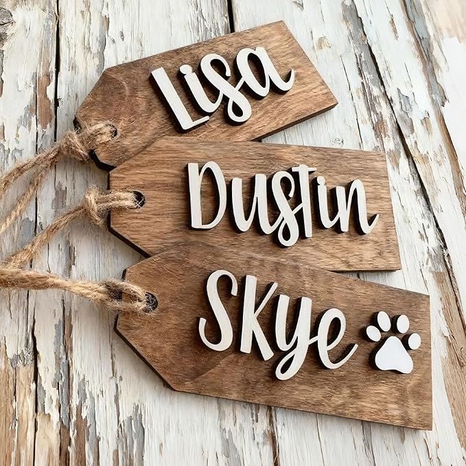 4Pcs Personalized Christmas Stocking Name Tags Custom Wooden Stocking Name Tag Customized Letters Tags Custom Xmas Stockings Hanging Tag Gifts for Christmas Stockings