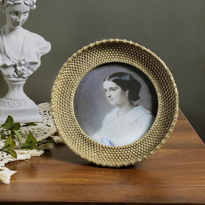 Cuspin Vintage Gold 5x5 Picture Frame, Gold Metal Rattan Textured Hand-Crafted Photo Frame with Glass Front Antique Picture Frame for Tabletop Display & Wall Display, Retro Design Home Decor