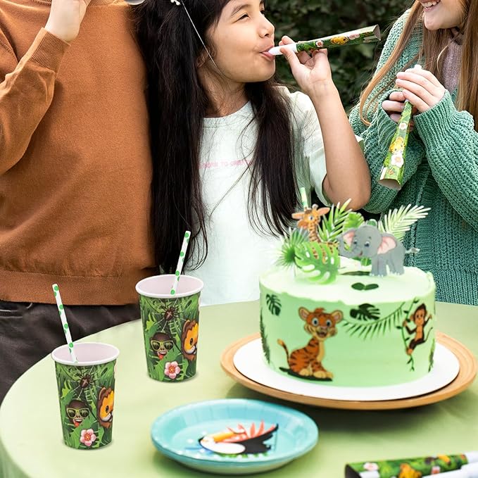 Disposable Green Polka Dots Paper Straws for Drinking 7.75 inch, 100 Counts - Cocktail, Party, Birthday, Decoration, DIY Crafts