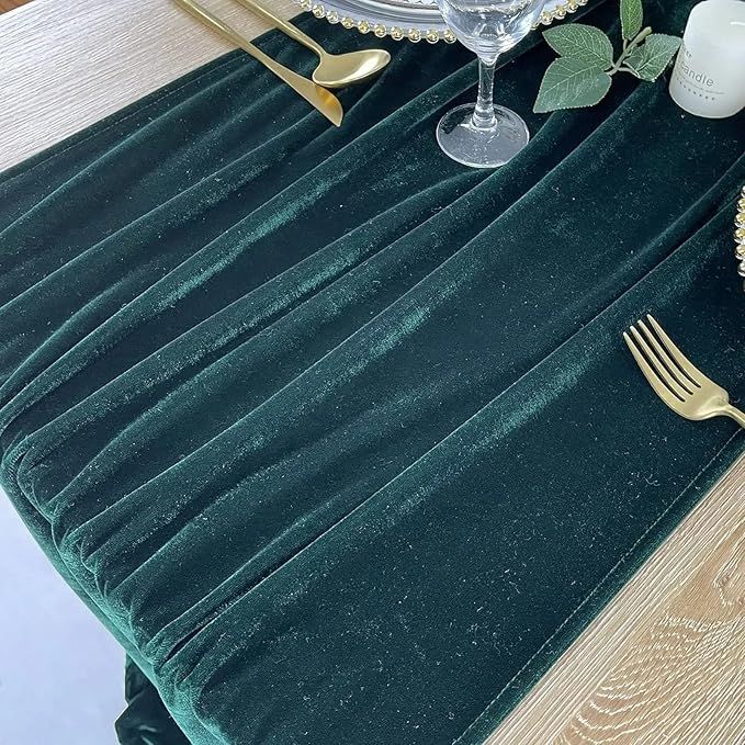 Luxurious Velvet Table Runner, 10ft Wedding Reception Decorations, 20x120inch Soft Velvet Fabric, Table Linen Overlay, Wedding Table Runners (Emerald Green, 20X120inch, 5pack)